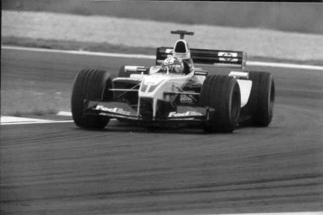Montoya auf BMW-Williams wurde 2., nachdem sowohl Ralf Schumacher als auch Ru-bens Barrichello technische Probleme bzw. Probleme beim Tanken hatten. 