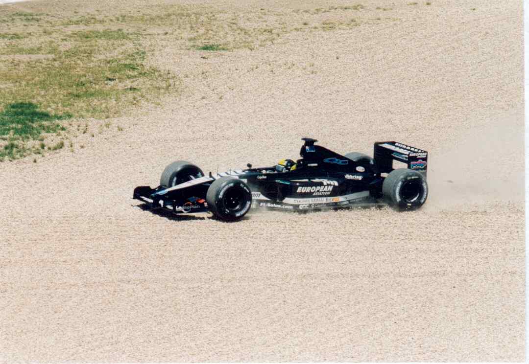 f1eu0105.jpg 69KB
