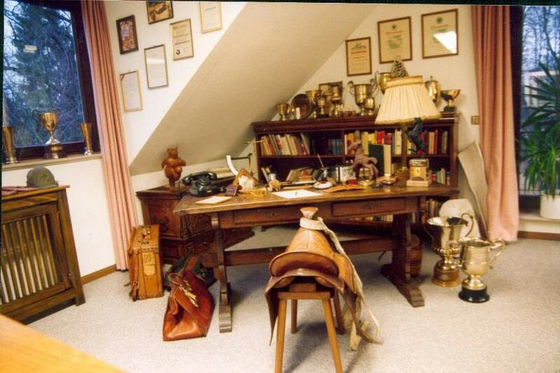 v.Trips - Arbeitszimmer 65KB jpg