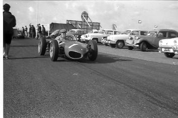 Ridder Motorsportfan Zandvoort 1961.jpg 16KB