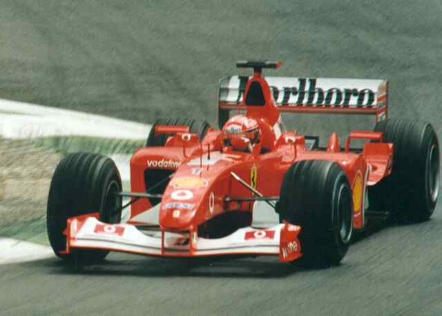 Michael Schumacher war beim Groen Preis von sterreich nicht unbedingt der berragende Fahrer, im Qualifying musste er sich von seinem Teamkollegen Barrichello und seinem Bruder Ralf geschlagen geben. Das Rennen gewann er dank Stallorder von Ferrari.