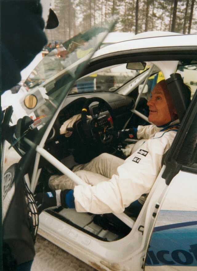 Stig Blomquvist aus Schweden war mit 57 Jahren der lteste Teilnehmer. Blomquvist hatte bessere Zeiten hinter sich, er gehrte mit zu den besten Rallyefahrern der Welt.