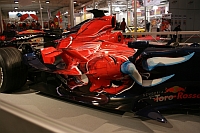 5-Toro Rosso-rz_thumb