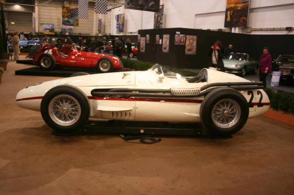 1-Maserati 250 F (2)