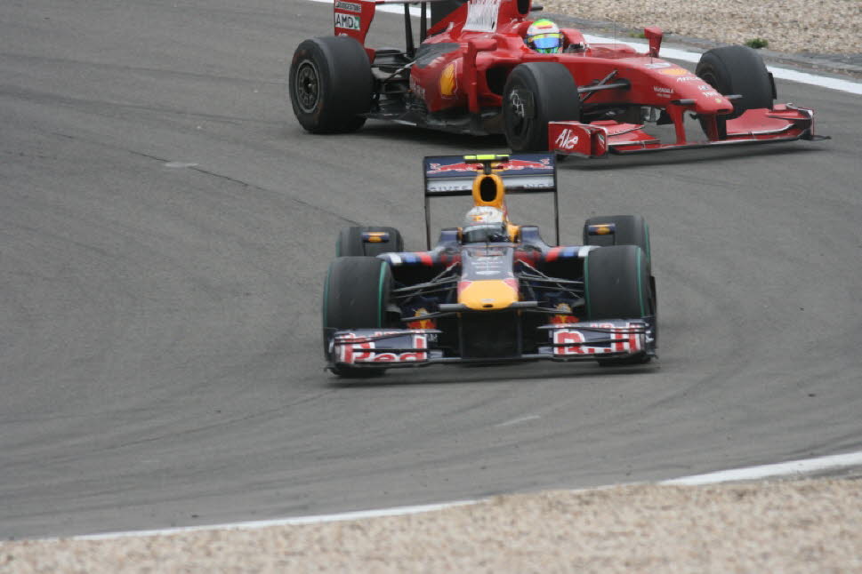 19-Vettel Massa-rz