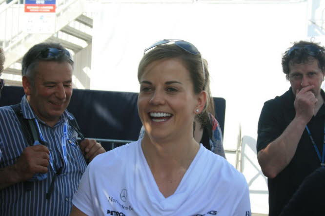 2-Susie Wolff(Stoddart)